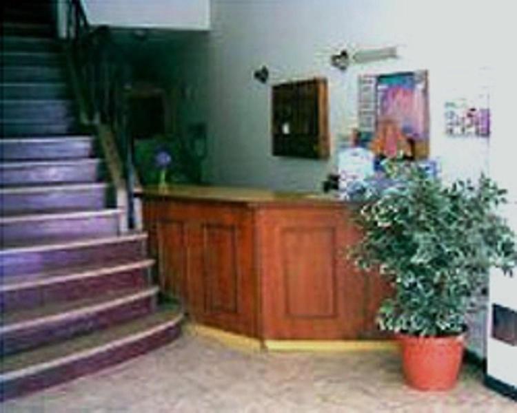 Hotel Lyon Mar del Plata Buitenkant foto